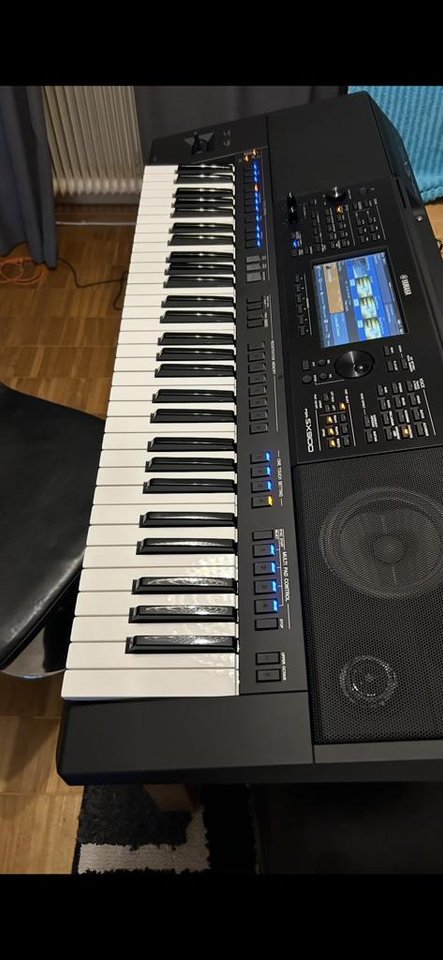 Yamaha PSR SX900