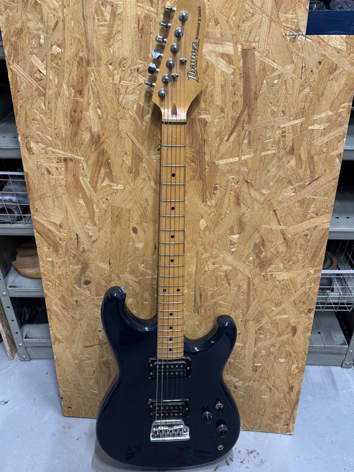 Ibanez Roadstar II 1984