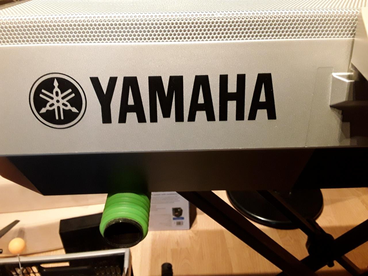 Yamaha psr s 900.