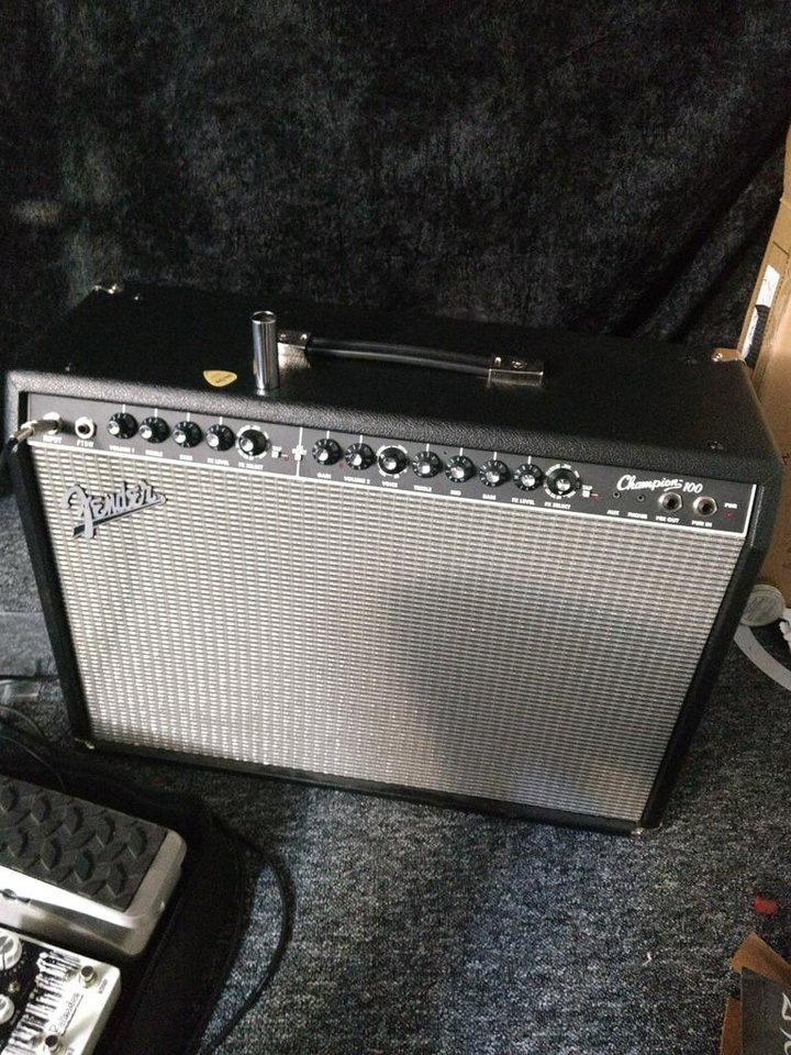 Fender Champion 100