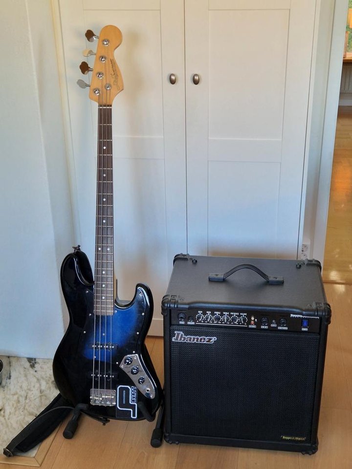 Elbas J&D med Ibanez basförst...