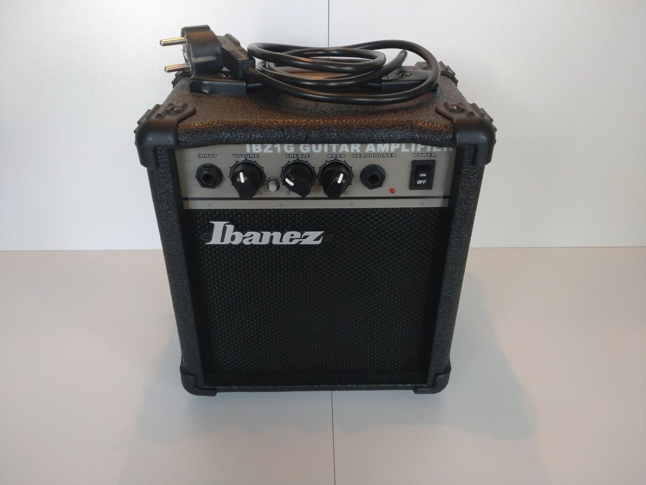 Ibanez IBZ1G 16W gitarrförstä...