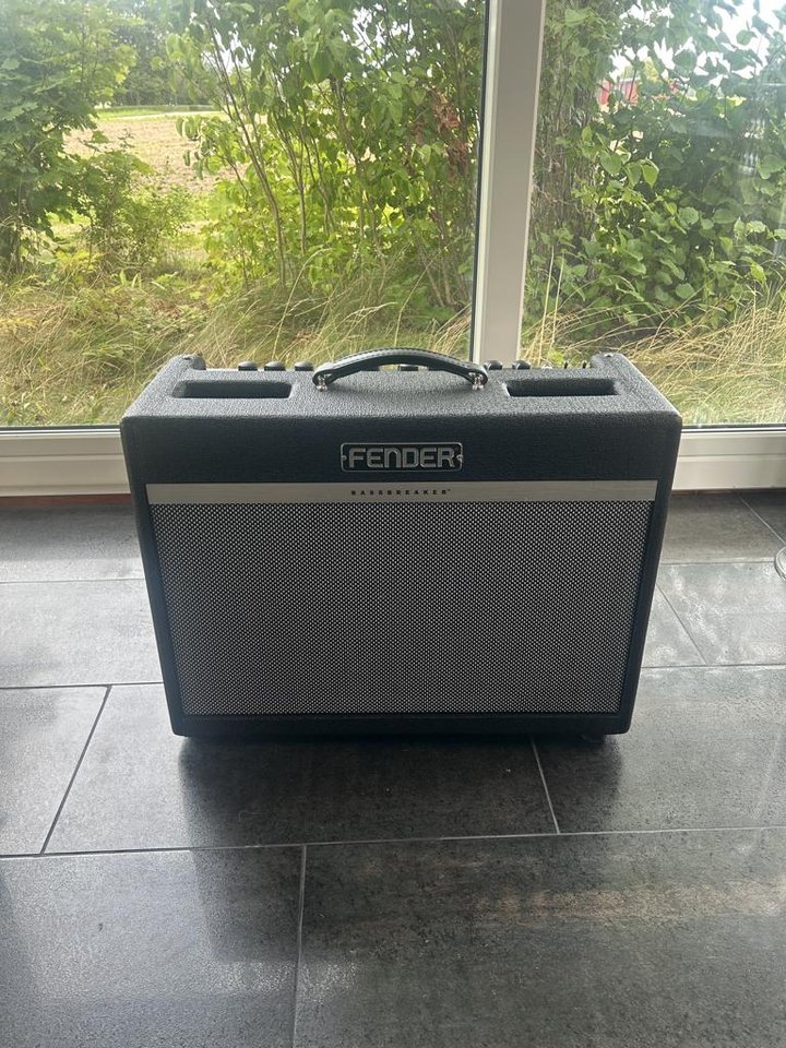 Fender Bassbreaker 30R
