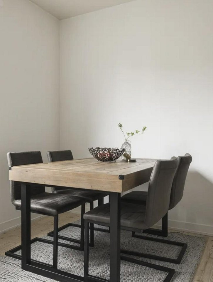 köksbord plus stolar