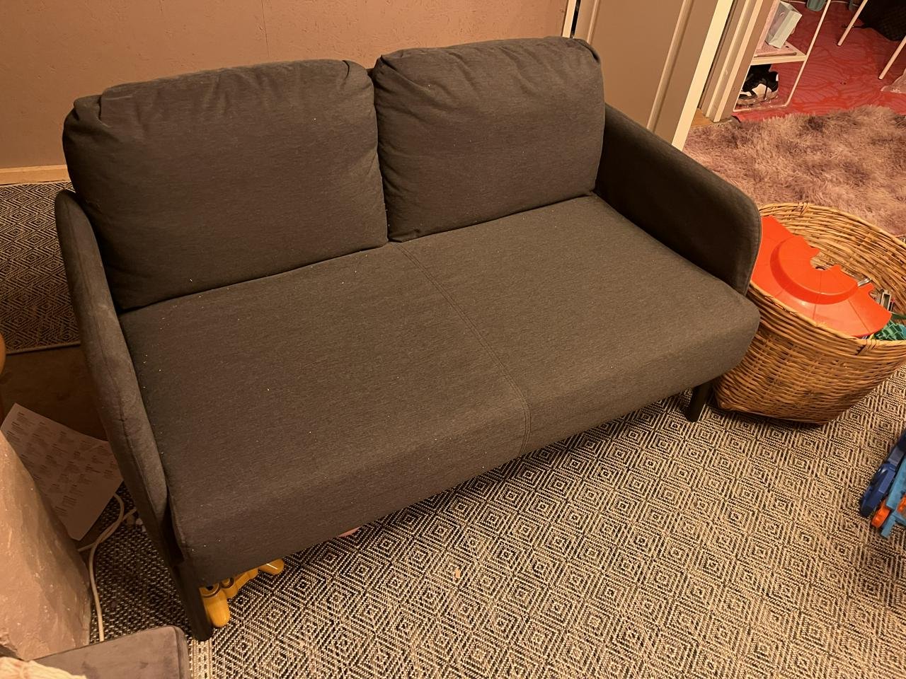 Liten Soffa som  NY , IKEA Gl...