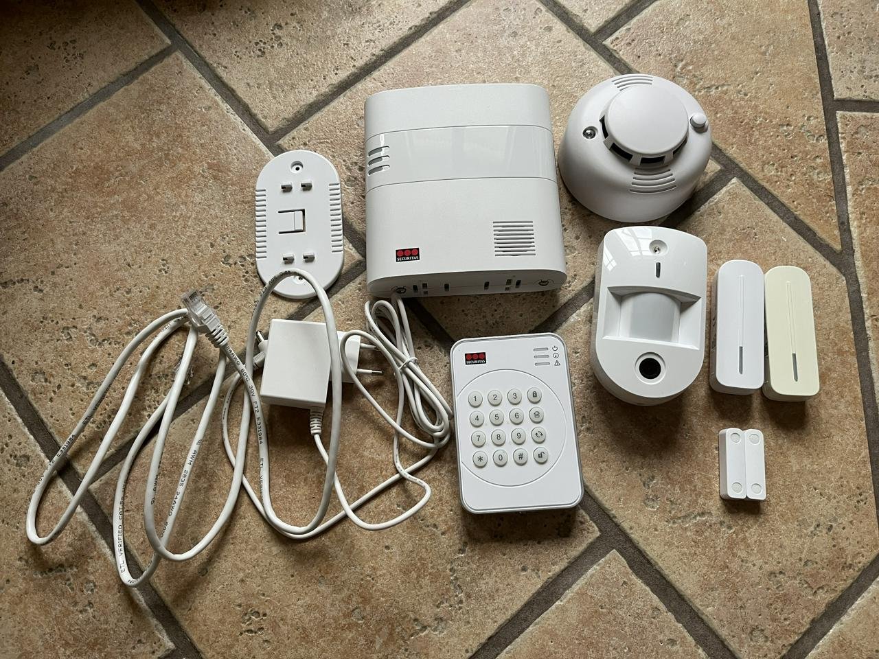 Securitas startpaket + extra ...