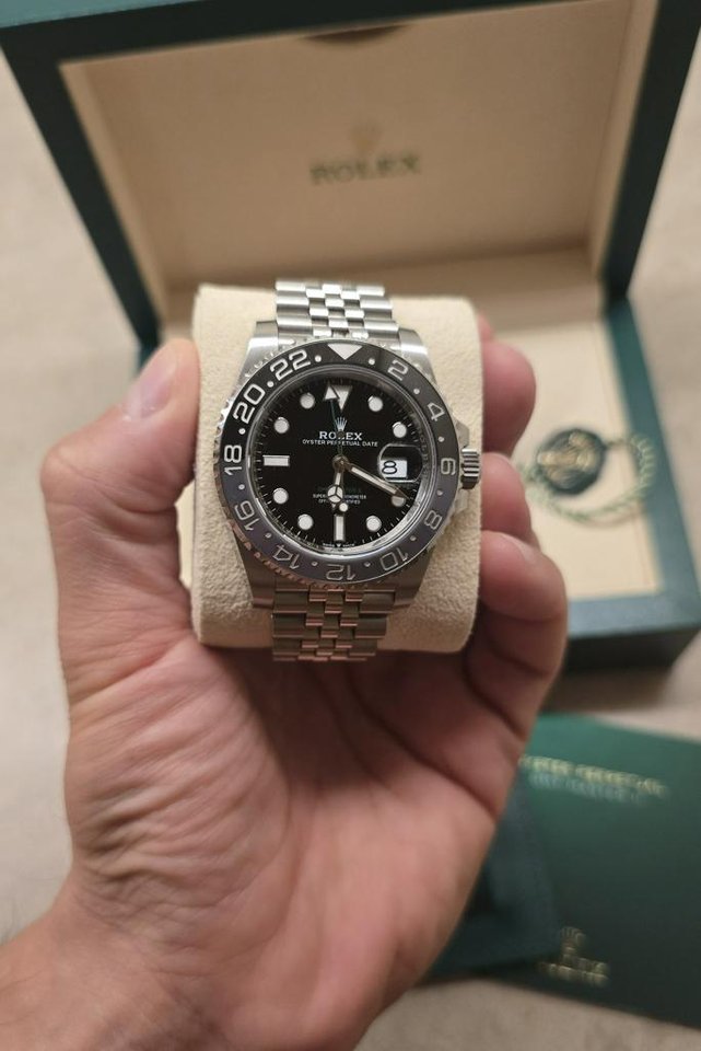 Rolex GMT-Master II, 126710GRNR 