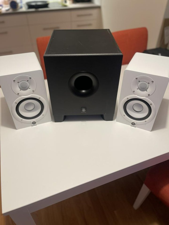 Yamaha Studiohögtalare HS5 + ...