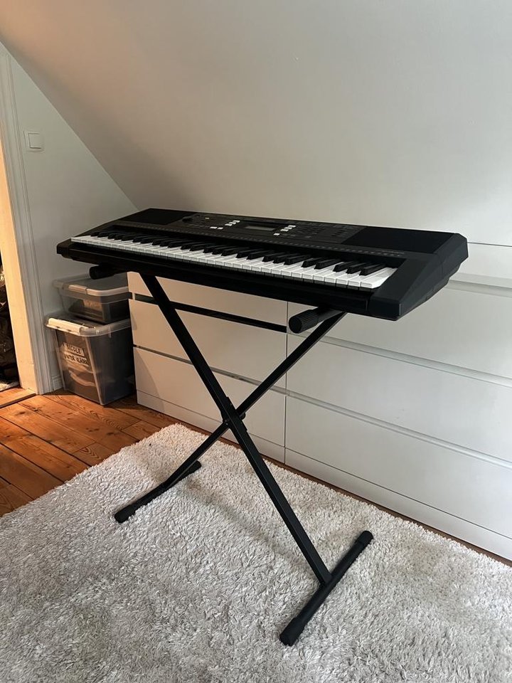 Keyboard Yamaha PSR-E343 med ...