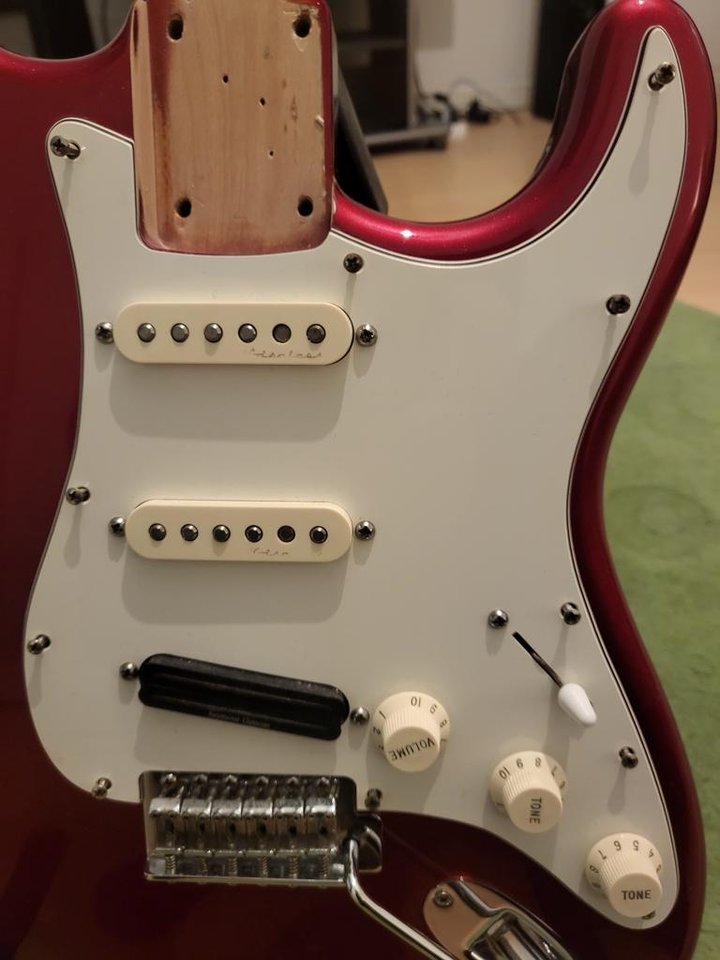 Plektrumskydd s-s-s till Fend...