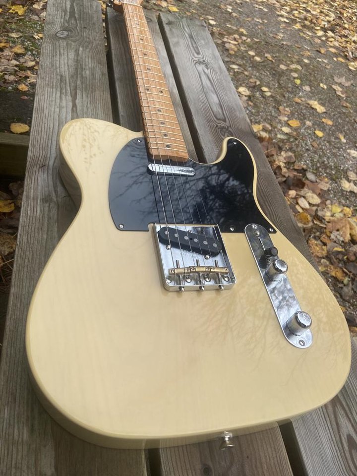 Fender Vintera II Nocaster 3....