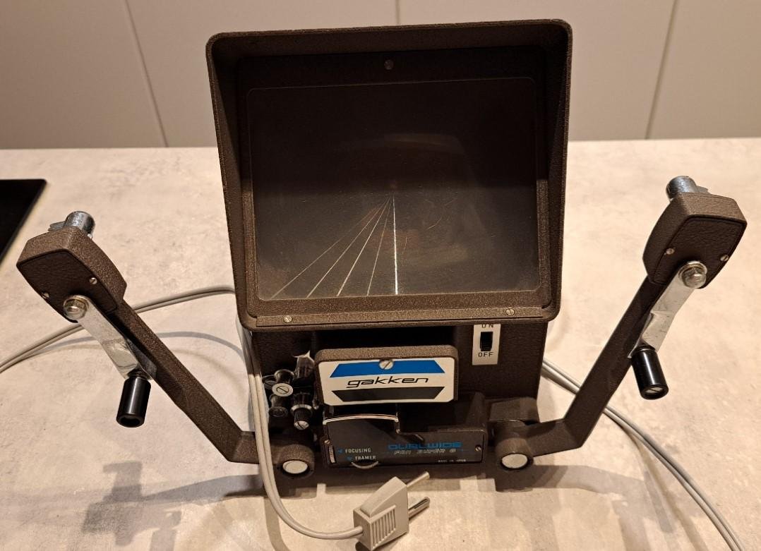 SUPER 8 FILM GRANSKNING OCH R...