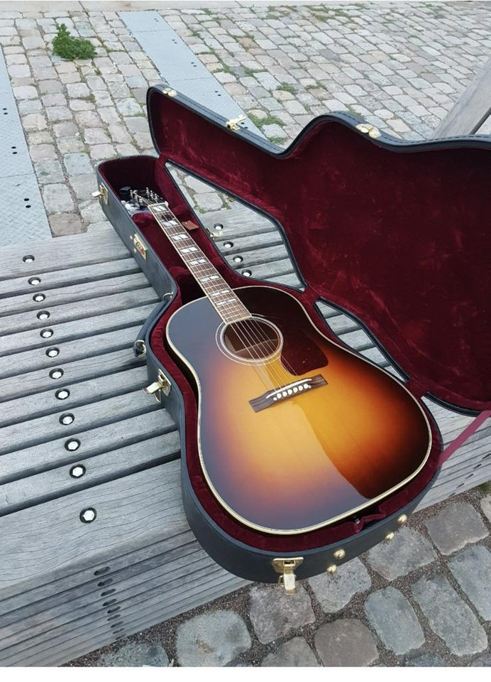 Gibson Southern Jumbo Sheryl ...