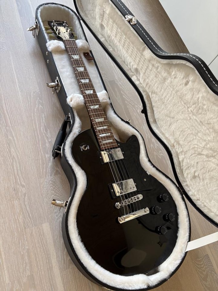 Gibson Les Paul Studio