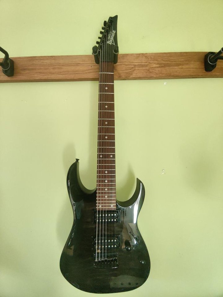 Ibanez Gio 7 strängad