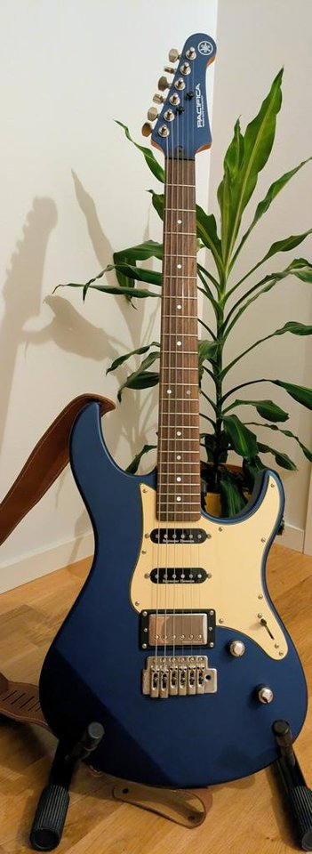 Yamaha Pacifica 612 VIIX Matt...