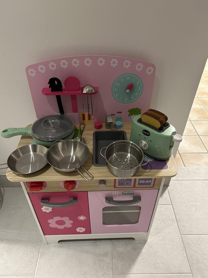 leksaks kök, dock skötbord, s...