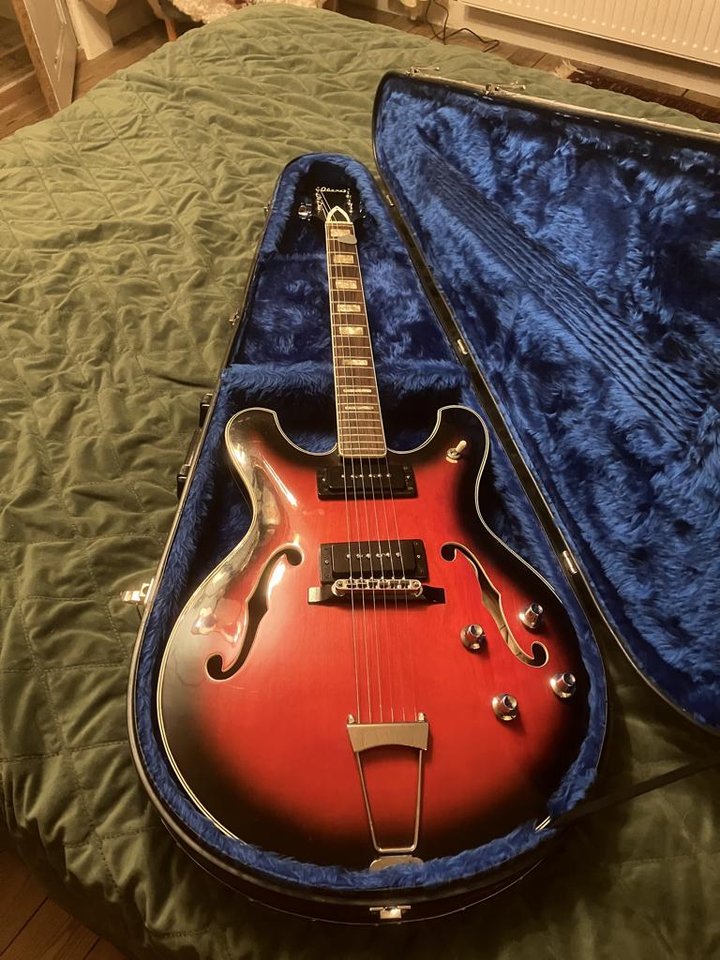 Ibanez 1910 halvakustisk