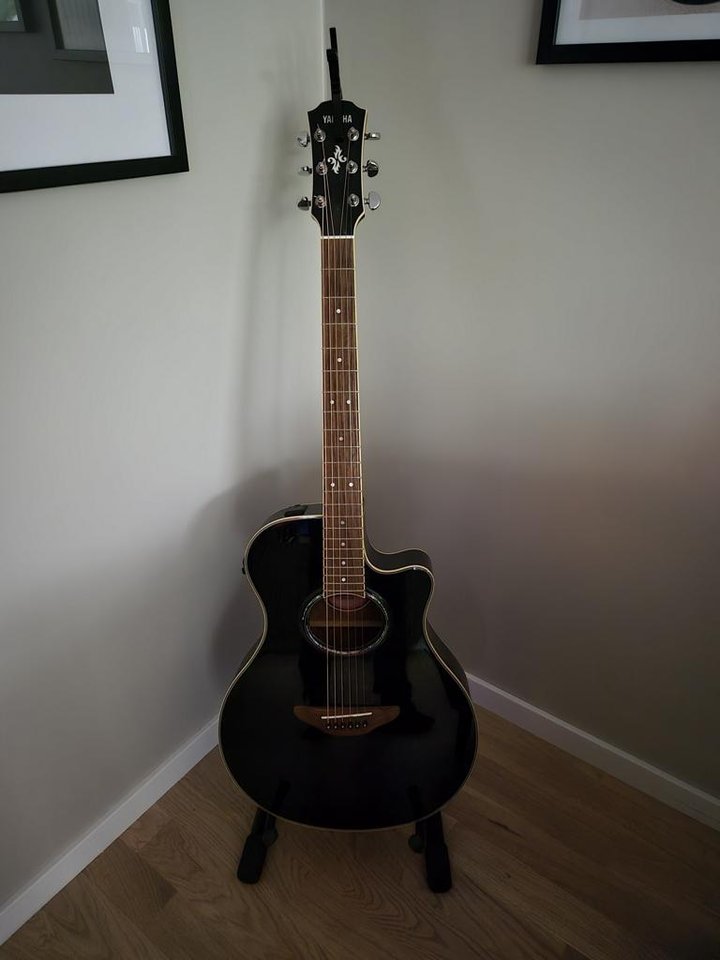 yamaha apx 700 