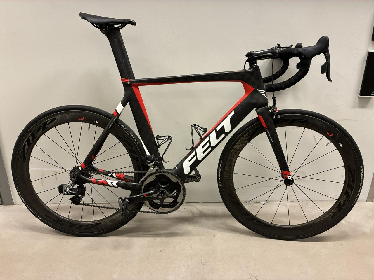 FELT AR1 stl 58 SRAM Red E-ta...