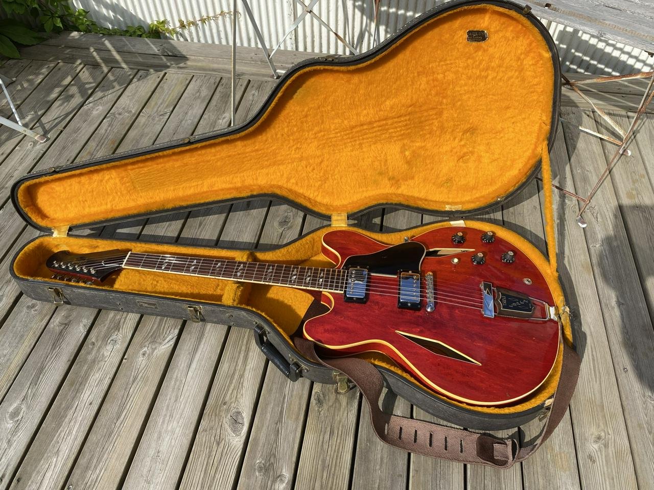 Gibson Trini Lopez 1967