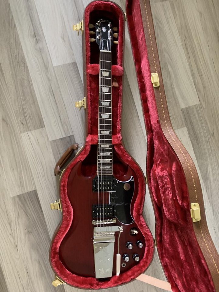 Gibson SG faded