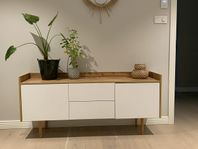 tv möbel i nyskick nypris 1800:-