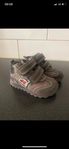 Skor storlek 20