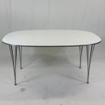 Bruno Mathsson & Piet Hein. Bord, "Superellips