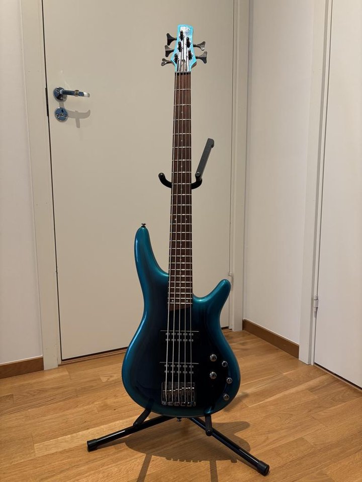 Ibanez SR305E