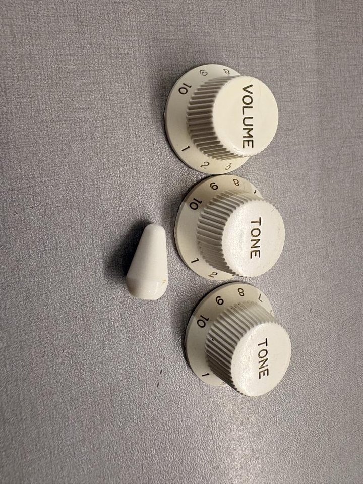 1982-1983 Fender Squier JV St...