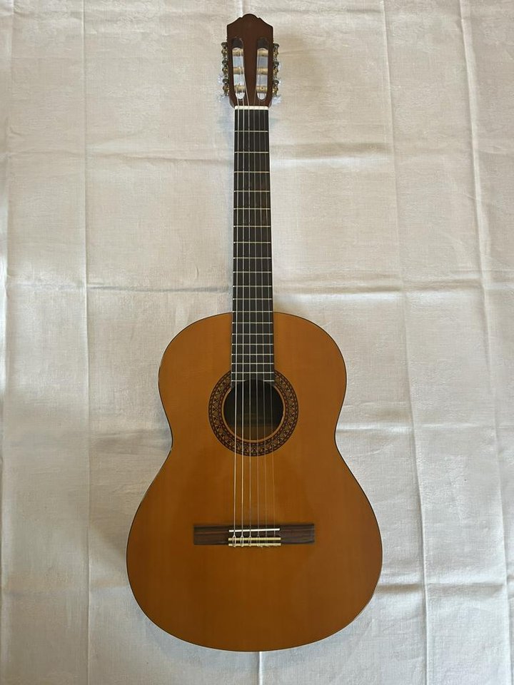 Yamaha CS45 Gitarr
