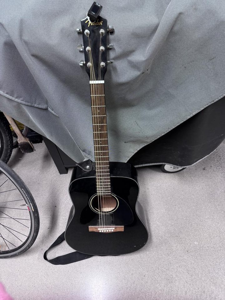 Akustisk gitarr Fender