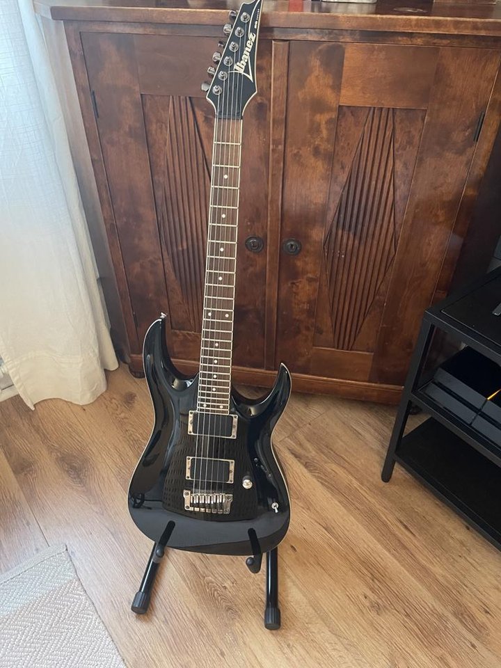 Ibanez RGA42 Elgitarr