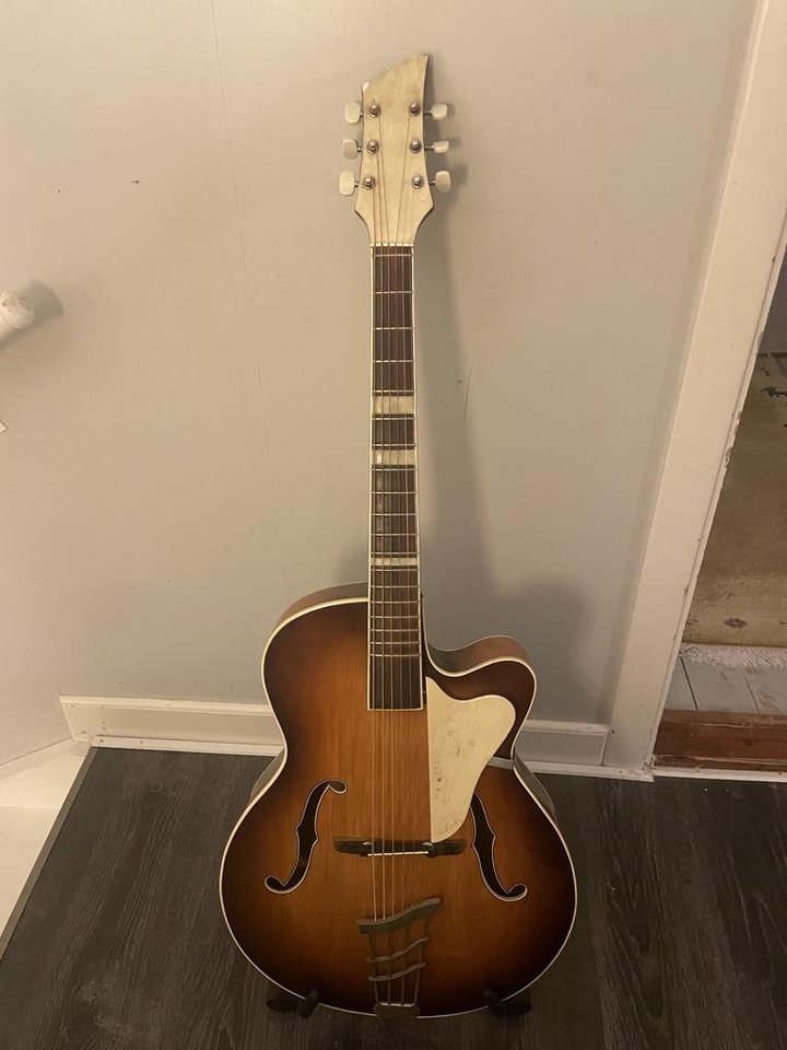 Vintage archtop orkestergitar...