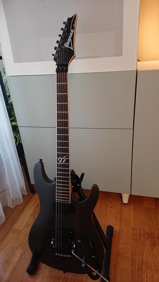 Ibanez S520EX