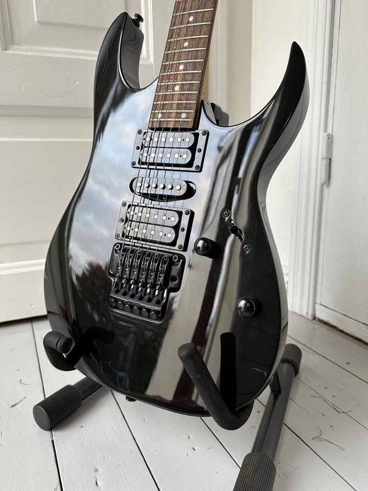Ibanez GRG270b med double loc...