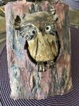 Uggla i träd keramik