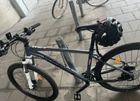 Mountain Bike Yosemite 27.5" 16 gears