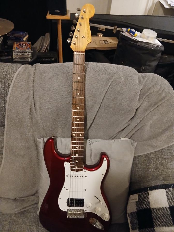 fender stratocaster japan