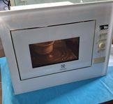 Inbyggd micro Electrolux 