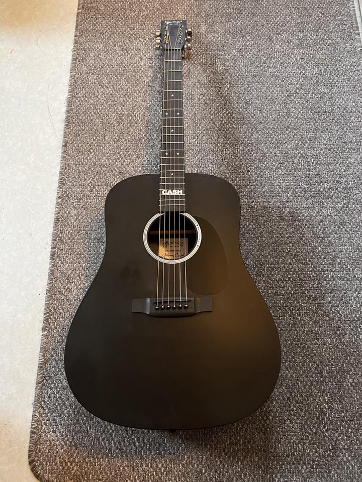 Martin DX Johnny Cash Edition