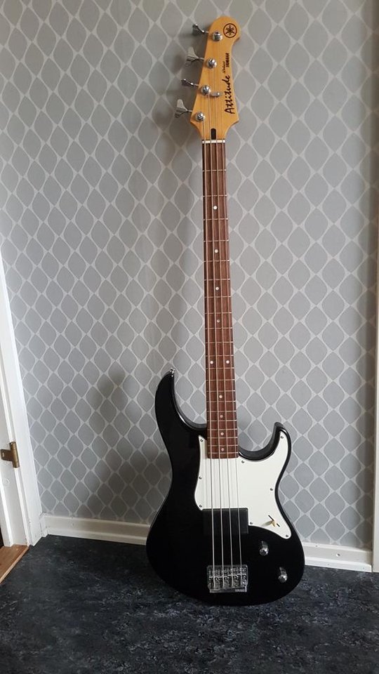 Yamaha Bass