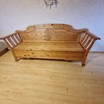 Kökssoffa i furu.