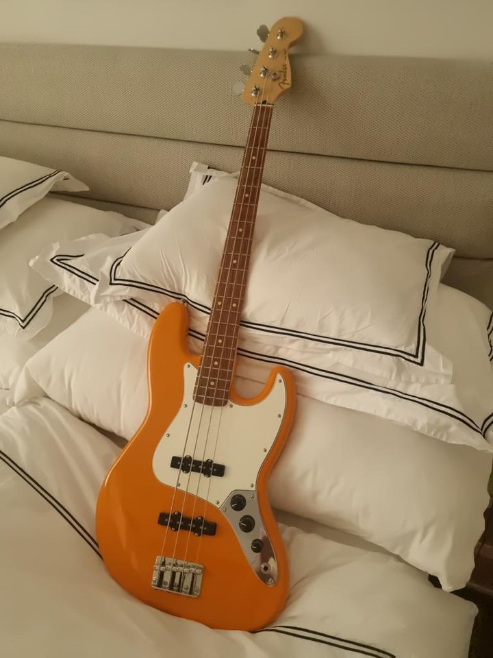 Fender Jazz Bass Capri Orange