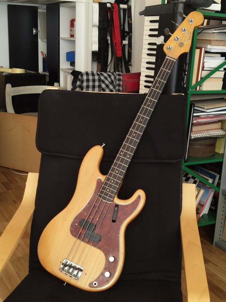Fender Precision Bass 1964 vi...