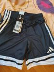 ADIDAS SHORTS STORLEK 152 HELT NY 
