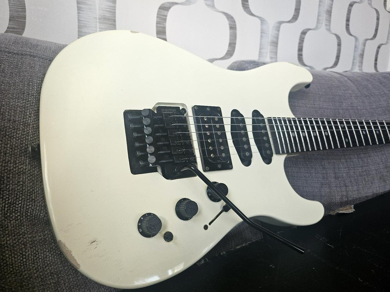 Fender HM Strat 1988