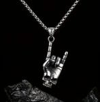 Metal Sign Rock Skull Necklace Pendant and Necklace New