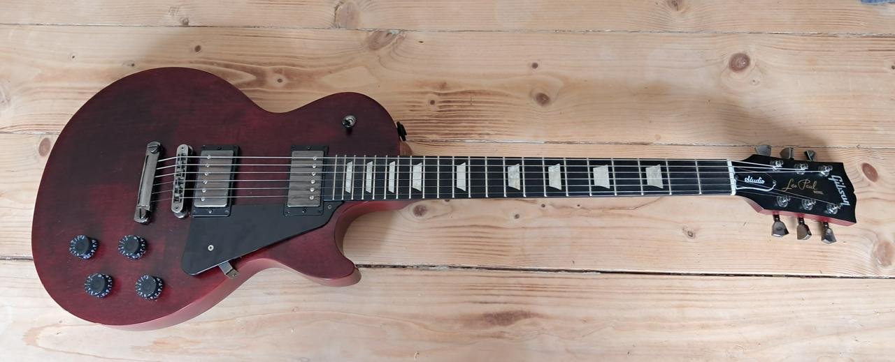 Gibson Les Paul Modern Studio...